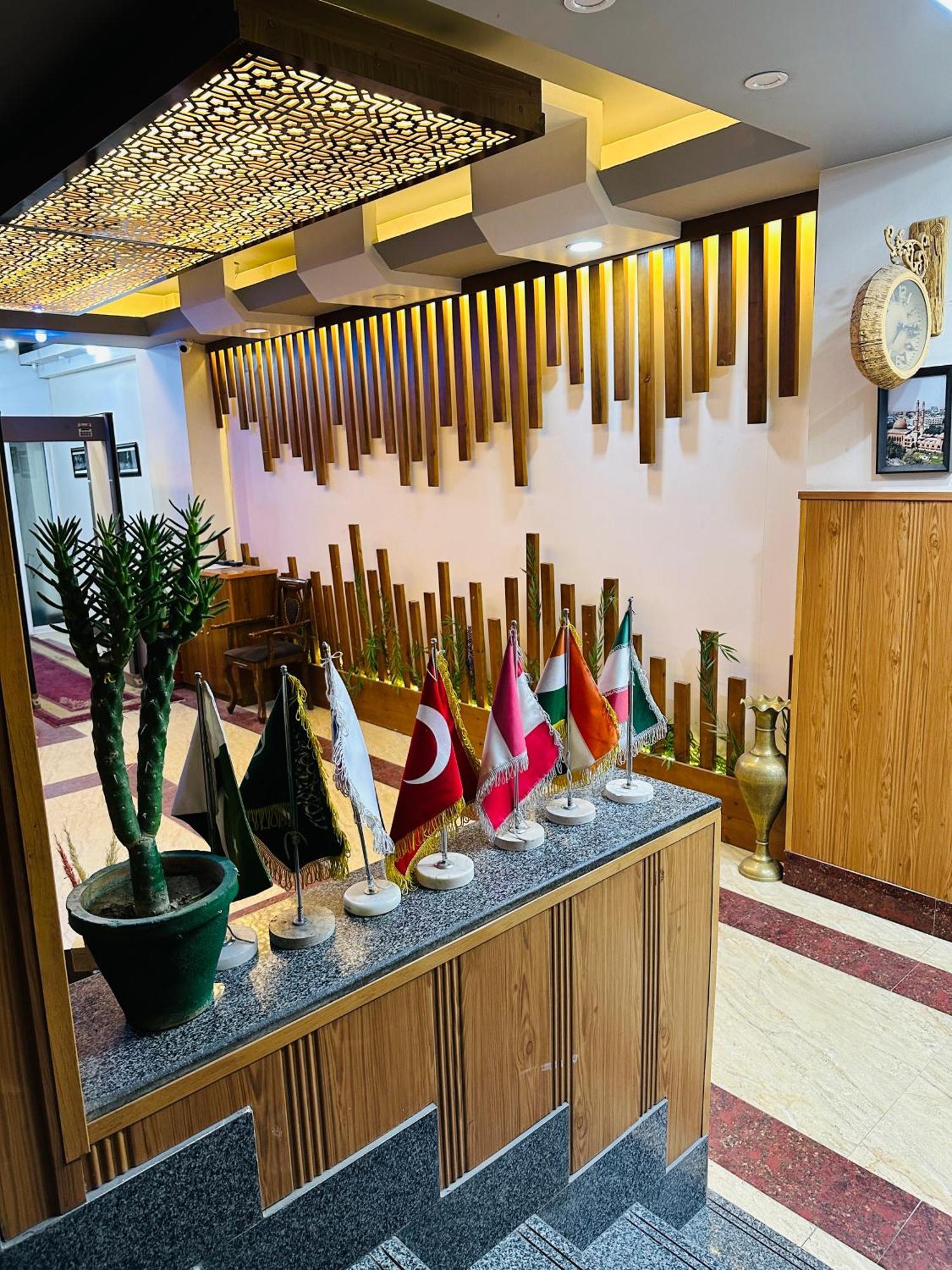 Khyber Hotel Kabul Buitenkant foto