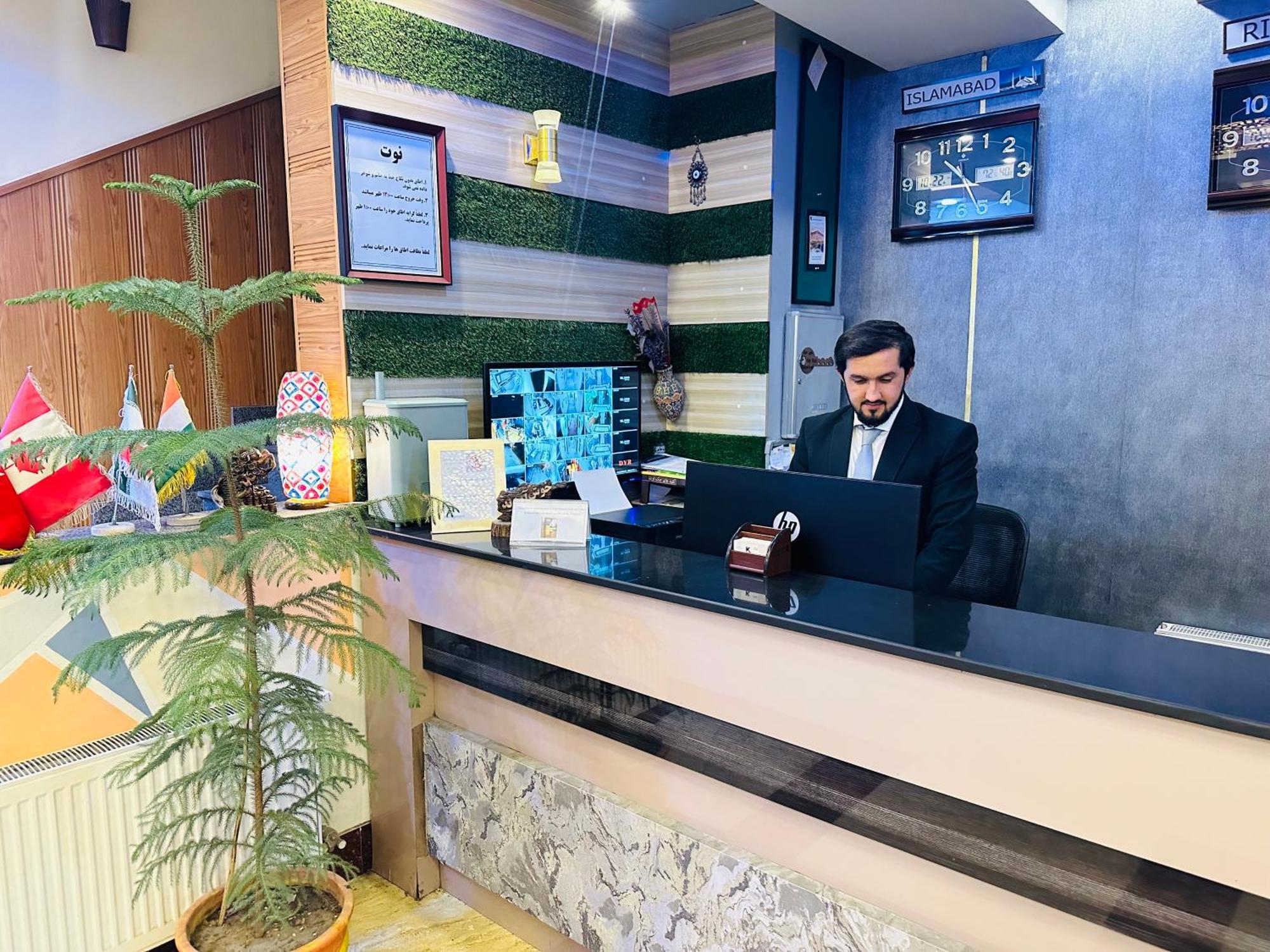 Khyber Hotel Kabul Buitenkant foto